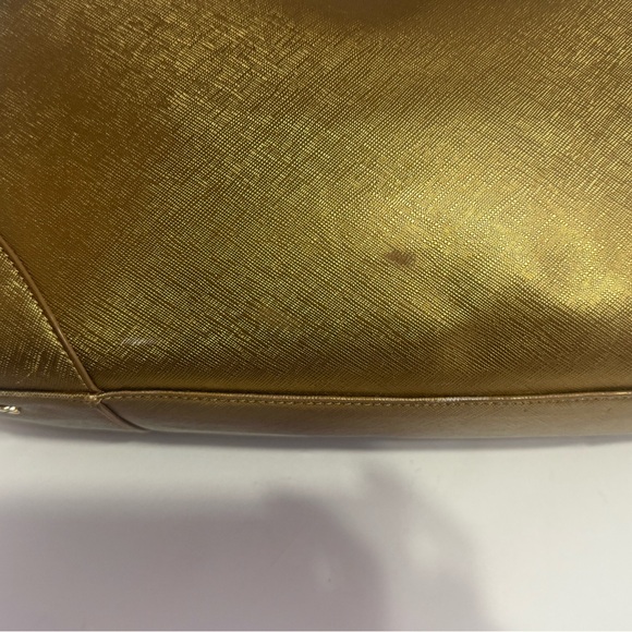 Tory Burch Robinson Patent Leather Large SatchelTote Bag In Gold - Picture 14 of 16